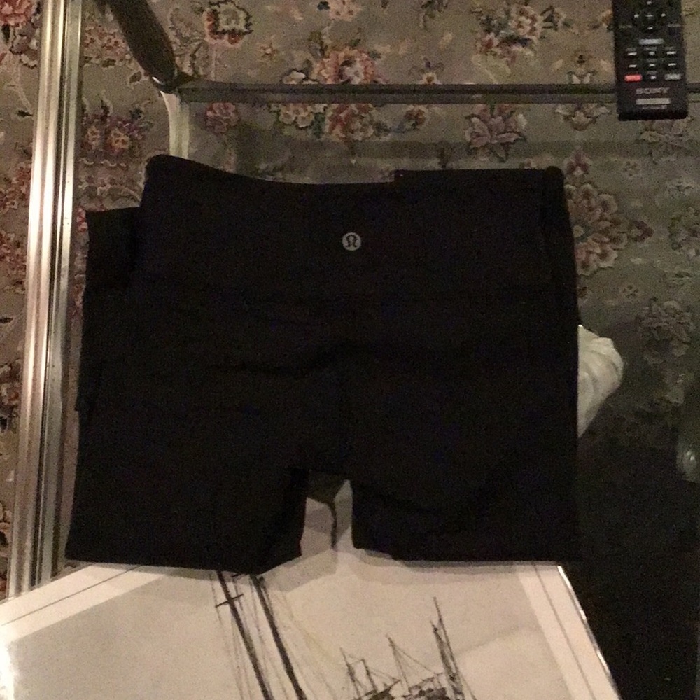 Lulu lemon leggings black size 2